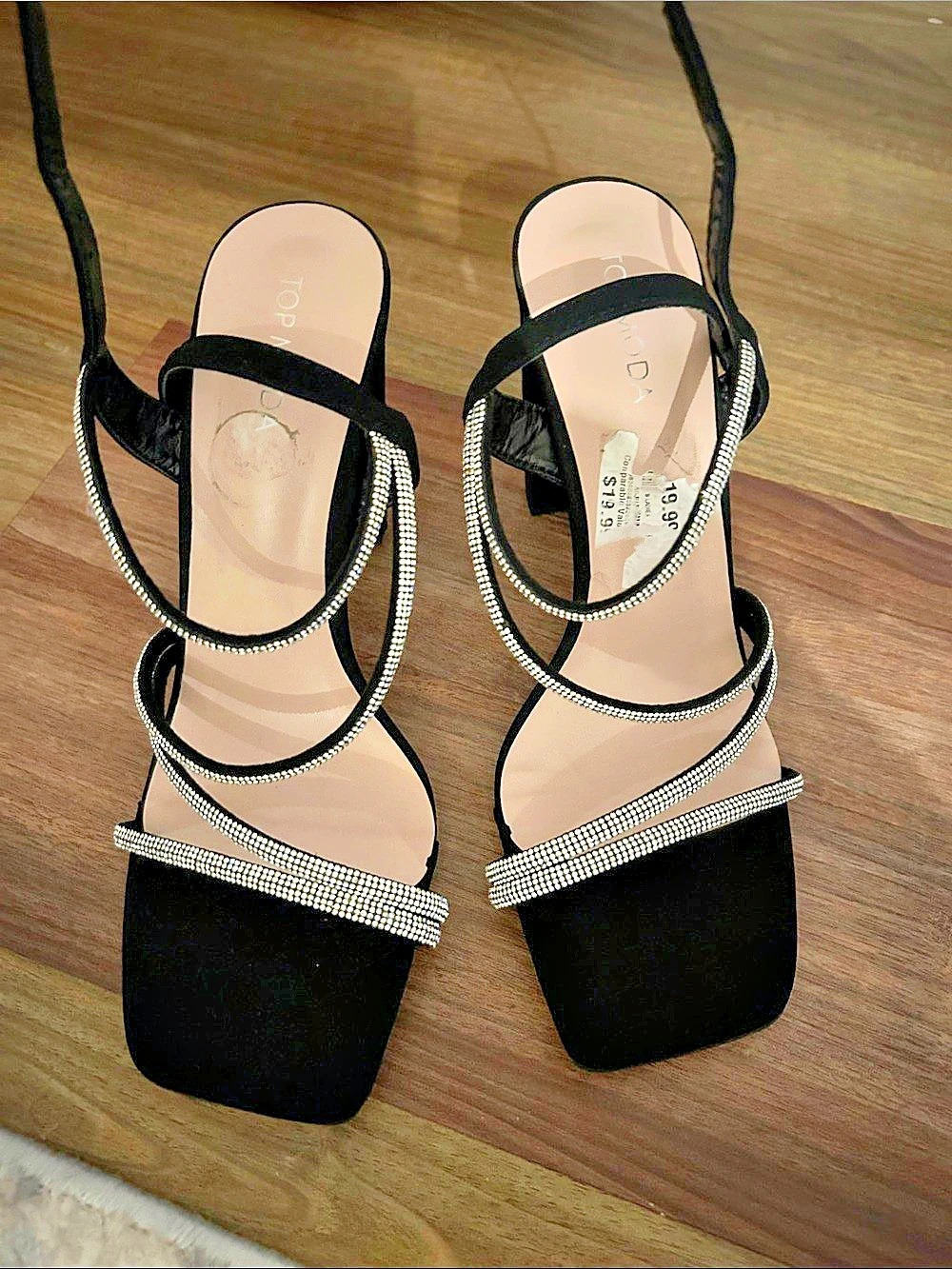 Top Moda Rhinestone Strap Sandals in Black & Silver US 10